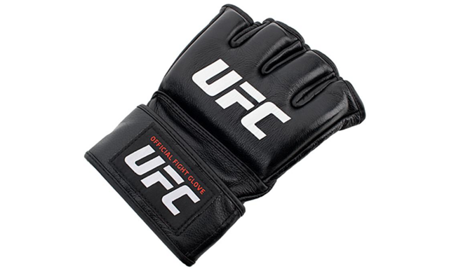Официальные перчатки UFC для соревнований